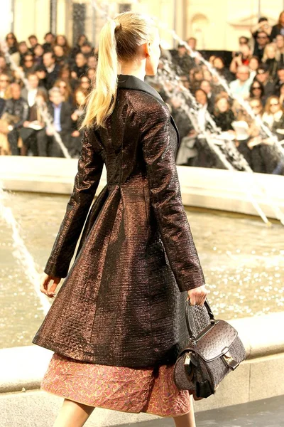 Look 67